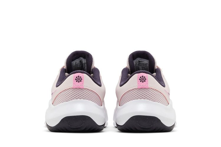 wmns-legend-essential-3-next-nature-barely-rose-dm1119-601_05