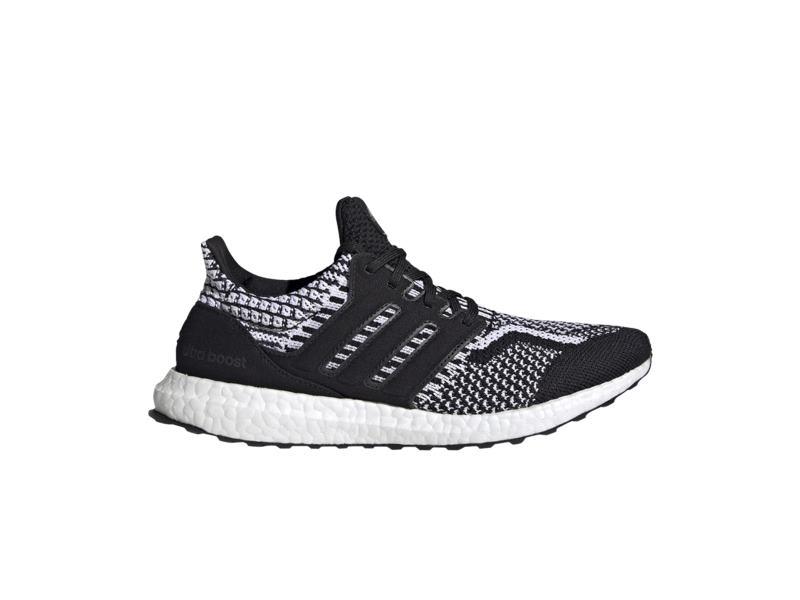 Кроссовки adidas Wmns UltraBoost 5.0 DNA 'Black White'