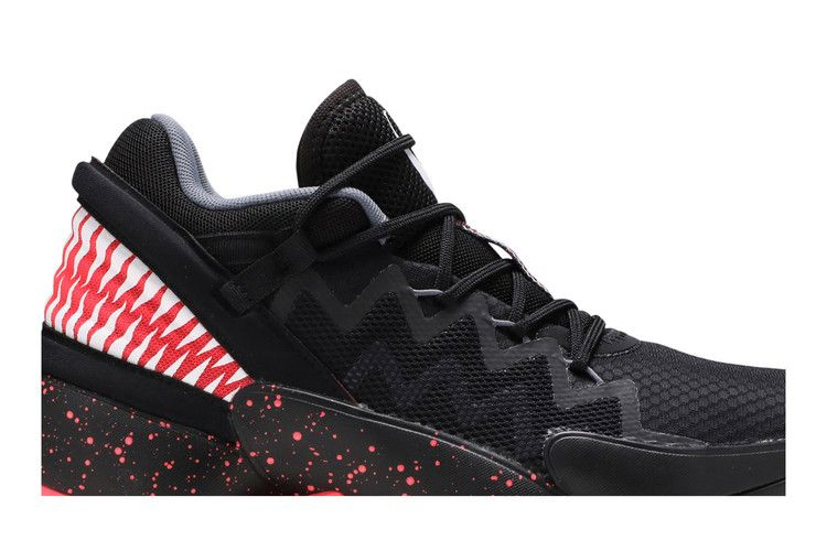 Кроссовки Marvel x adidas D.O.N. Issue #2 J 'Venom'