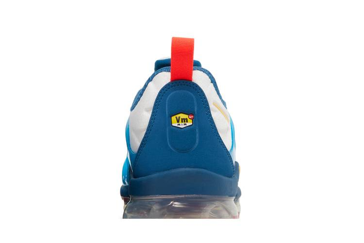 air-vapormax-plus-industrial-blue-citron-fj3999-100_06
