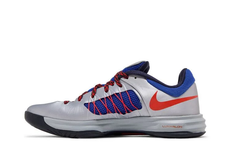 Krossovki-Nike-Hyperdunk-2012-Low-Stadium-Grey-Hyper-Blue-2