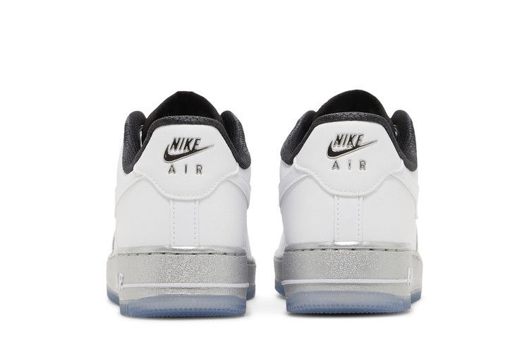 Кроссовки Nike Wmns Air Force 1 07 SE 'Chrome Pack - White'