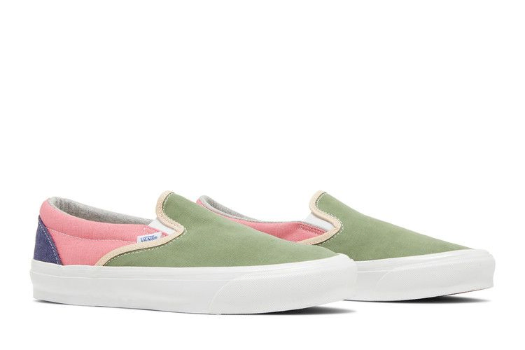 geoff-mcfetridge-x-vault-og-classic-slip-on-lx-transcentcoastal-vn0a45jk92q_07