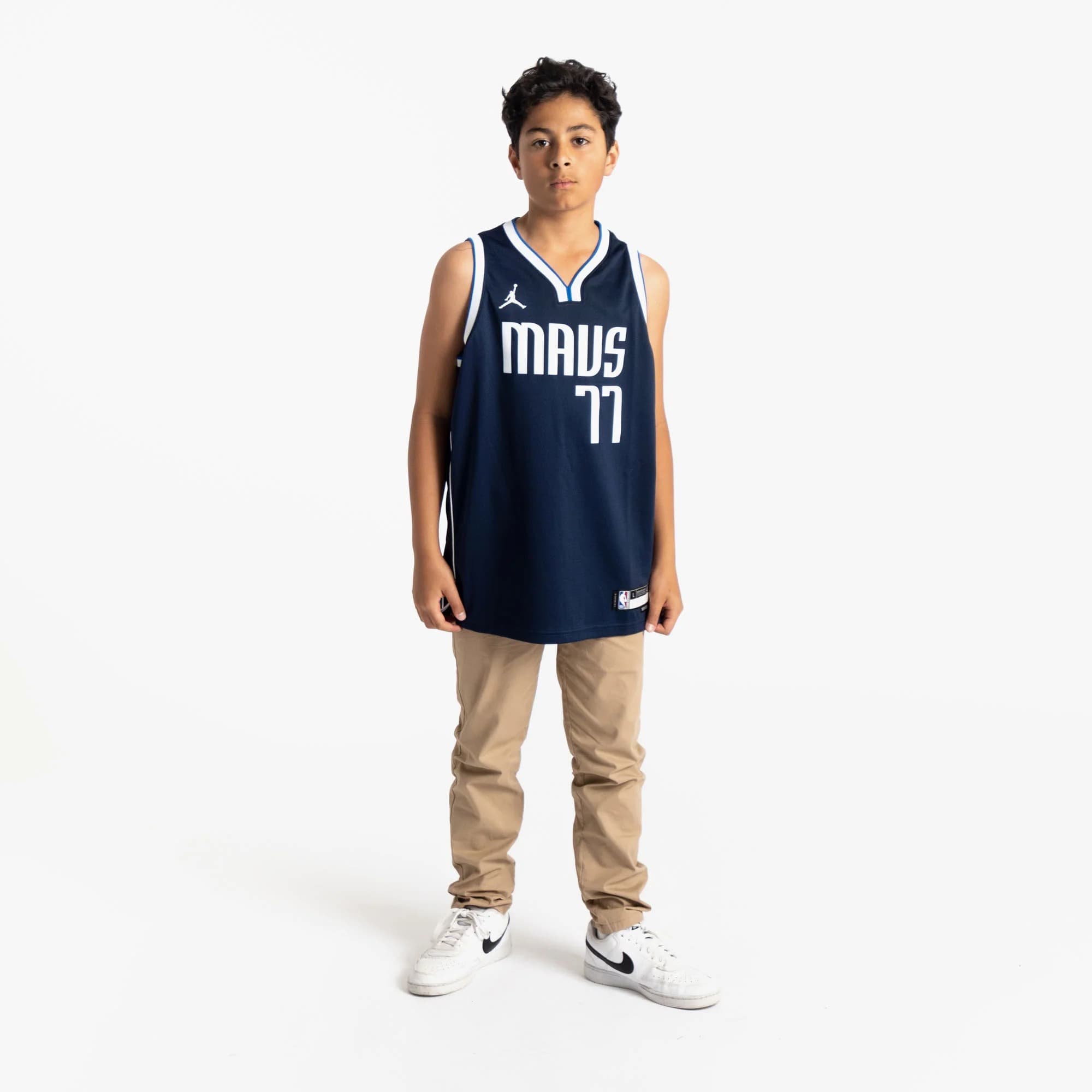 2022-2023-Dallas-Mavericks-Luka-Doncic-77-Youth-NBA-Swingman-Statement-Edition-Dark-Blue-Jersey-3