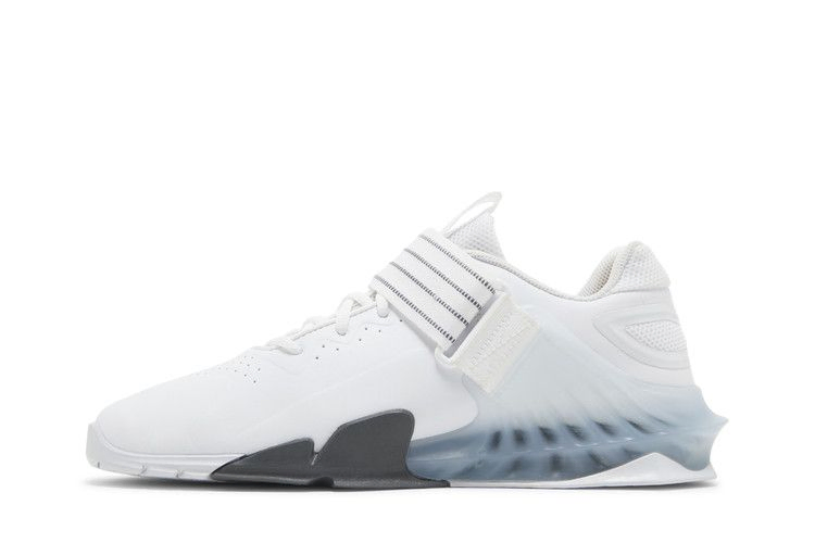 Кроссовки Nike Savaleos 'White Black' Sample