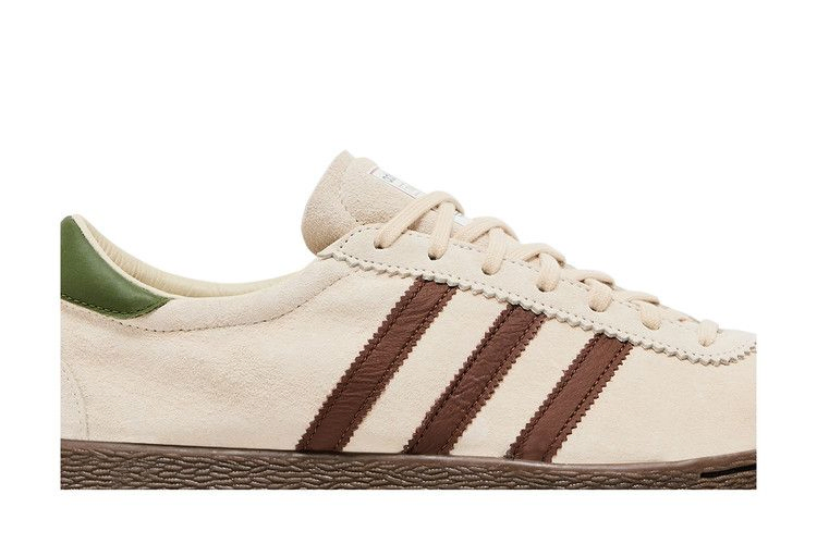 Кроссовки END. x adidas Tobacco 'Flyfishing Pack - Ecru Tint'