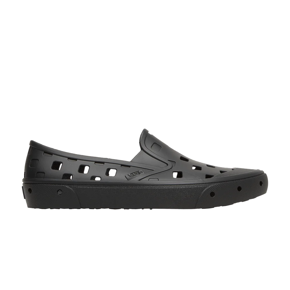 Krossovki-Vans-Trek-Slip-On-Black