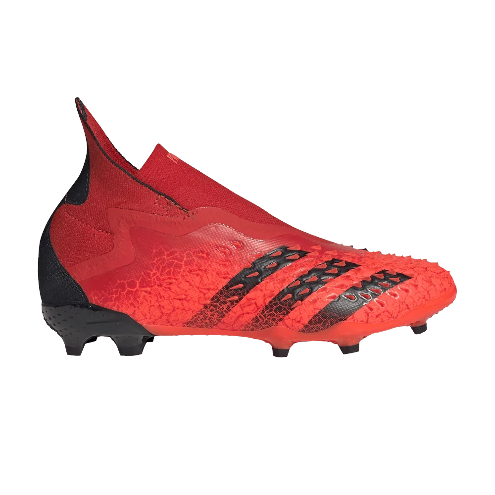 Krossovki-Adidas-Predator-Freak-FG-J-Demonskin-Solar-Red