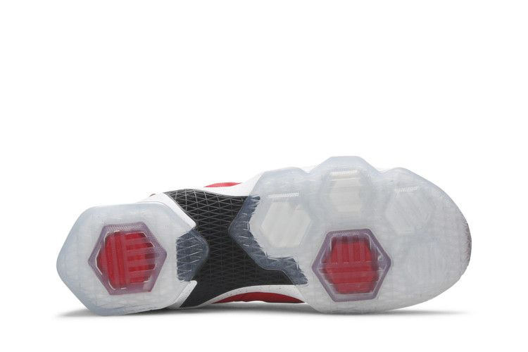Кроссовки Nike LeBron 13 'On Court'