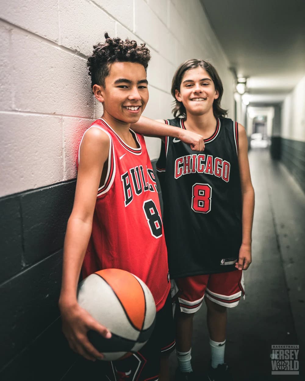 Баскетбольная джерси 2022-23 Chicago Bulls Zach Lavine #8 Youth Swingman Icon Edition Red Jersey