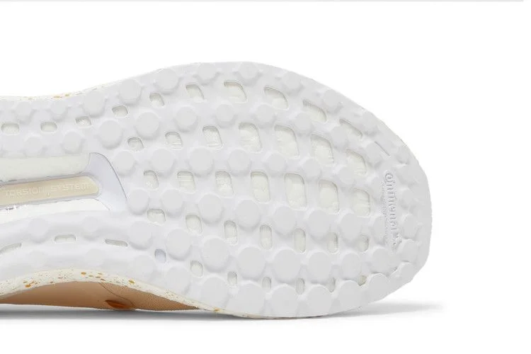 Кроссовки Adidas Wmns UltraBoost Slip-On DNA 'Wonder White Gold Metallic'