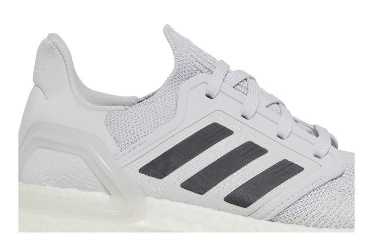 wmns-ultraboost-20-dash-grey-ee4394_01