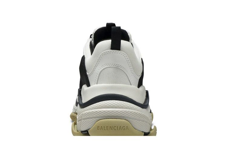 Кроссовки Balenciaga Triple S Sneaker 'White Black'