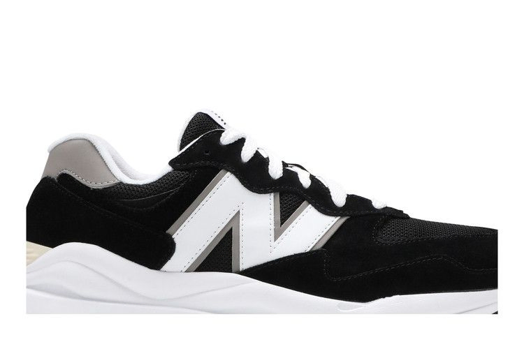 Кроссовки New Balance 57/40 'Black White'