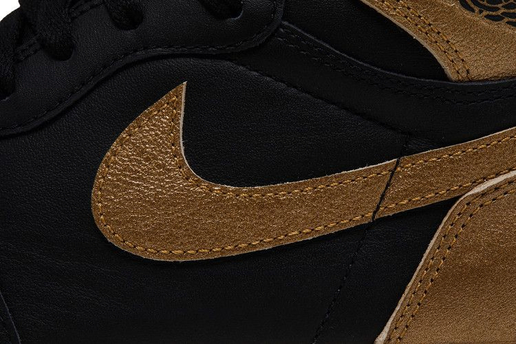 air-jordan-1-retro-high-og-metallic-gold-dz5485-071_09