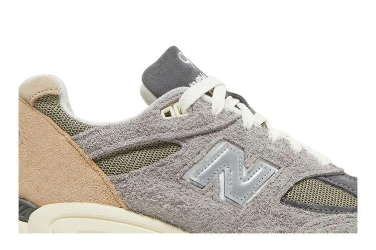 Кроссовки Teddy Santis x New Balance 990v2 Made in USA 'Marblehead'