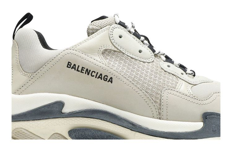 Кроссовки Balenciaga Triple S Sneaker 'Vanille'