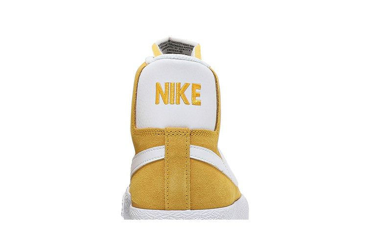 Кроссовки Nike Zoom Blazer Mid SB 'University Gold'