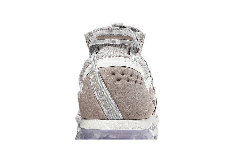 Кроссовки Nike Air VaporMax Utility 'Moon Particle'