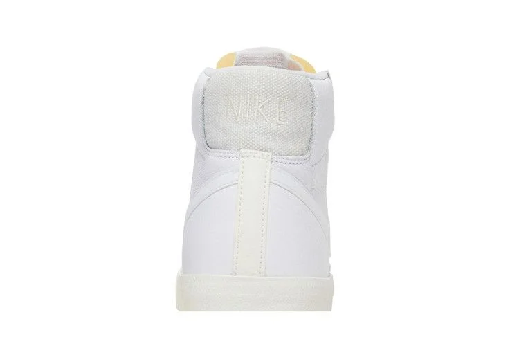 Кроссовки Nike Blazer Mid 77 Vintage 'Sail'