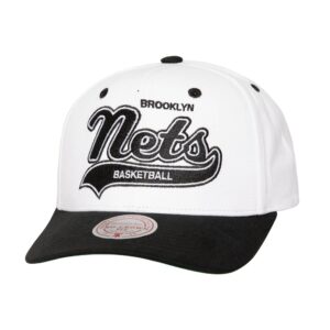 Tail-Sweep-Pro-Snapback-Brooklyn-Nets-Hat-300x300
