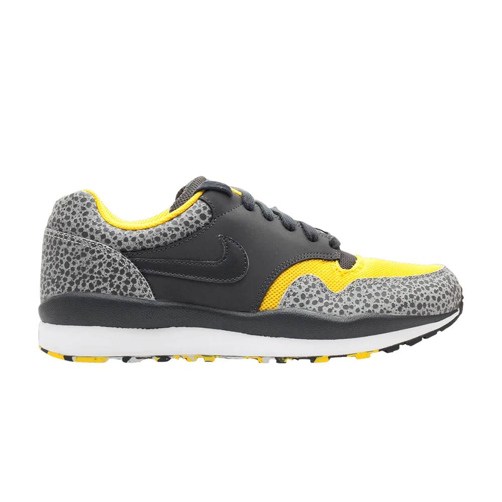 Krossovki-Nike-Air-Safari-LE-Speed-Yellow