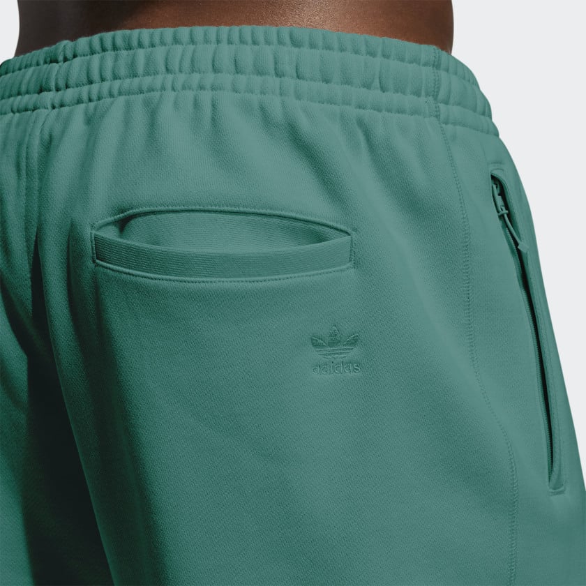 Спортивные штаны adidas Pharrell Williams Basics Sweat Pants True Green