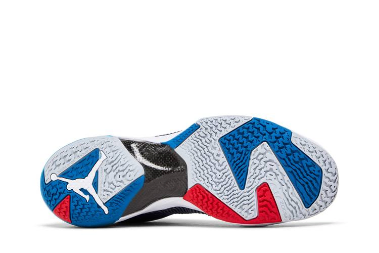 air-jordan-37-low-fraternity-dv9909-401_03