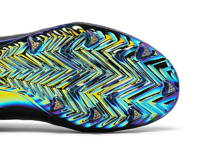 adizero-11-comics-core-black-fz1160_04