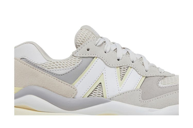 Кроссовки New Balance Wmns 57/40 'Moonbeam Dawn Glow'