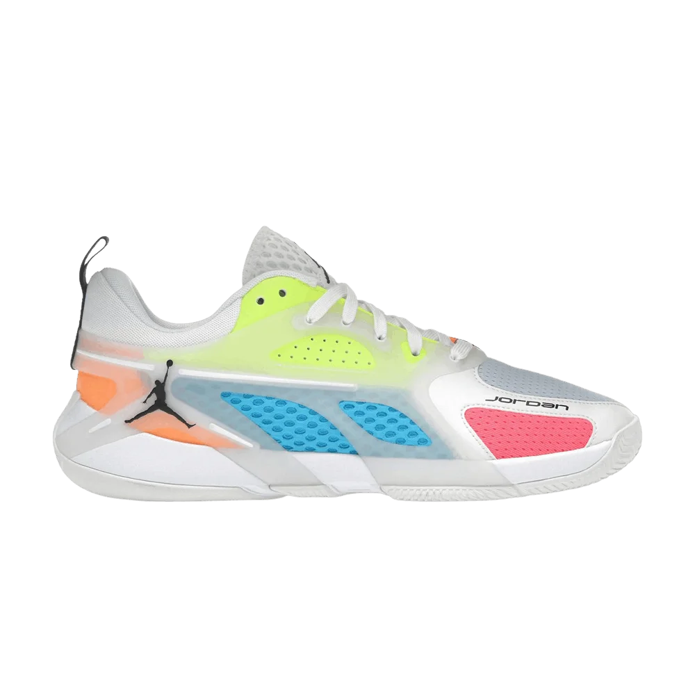 Krossovki-Air-Jordan-Heir-Sail-Dark-Powder-Blue-Volt