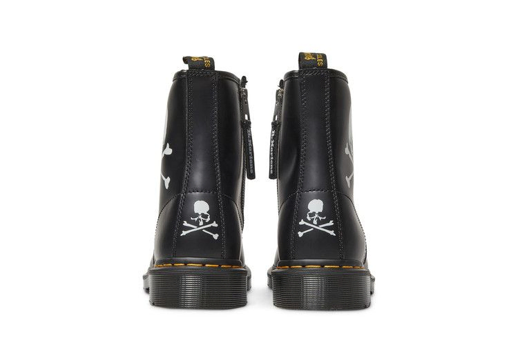 mastermind-world-x-1460-leather-boots-black-skull-26516009_05