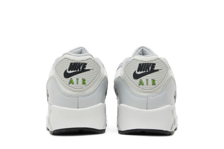 air-max-90-gore-tex-photon-dust-dj9779-003_05