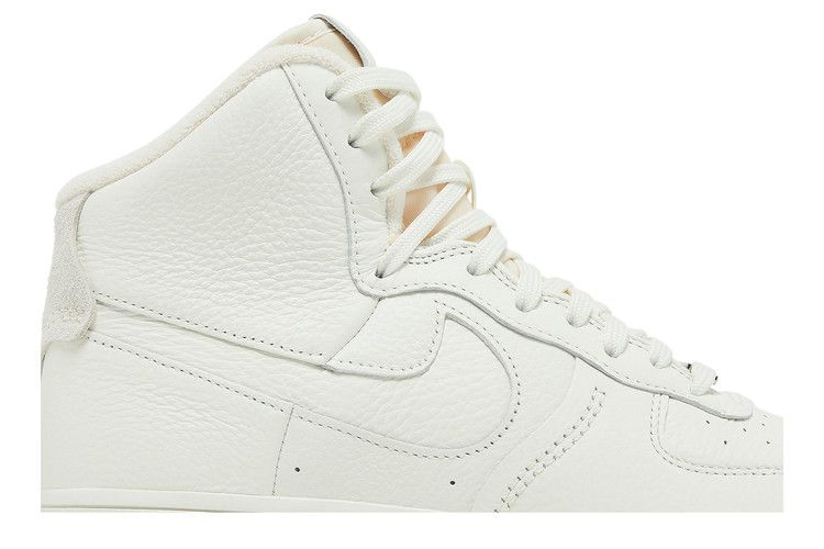 Кроссовки Nike Wmns Air Force 1 High Sculpt 'Sail'