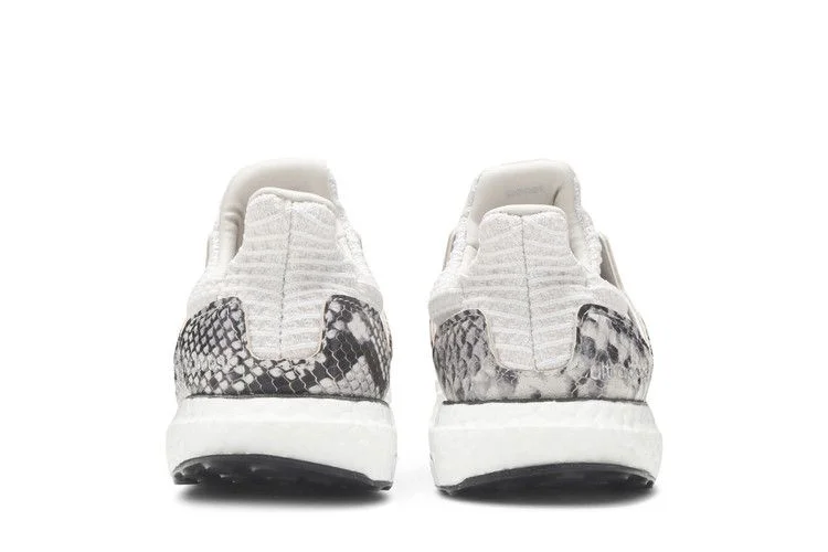 Кроссовки adidas UltraBoost DNA 'Animal Pack - Python'