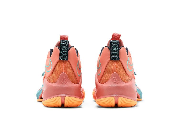 Кроссовки Nike Zoom Freak 3 'Stay Freaky'