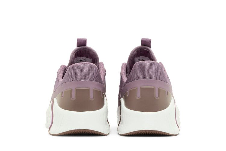 Кроссовки Nike Wmns Free Metcon 5 'Violet Dust'