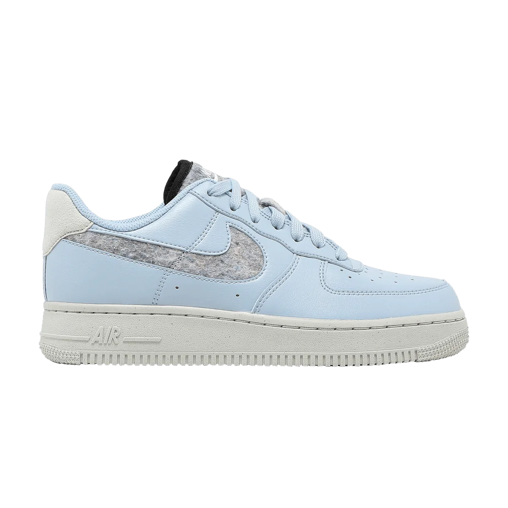 Krossovki-Nike-Wmns-Air-Force-1-07-SE-Recycled-Wool-Pack-Light-Armory-Blue