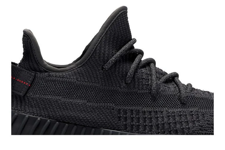 Кроссовки adidas Yeezy Boost 350 V2 'Black Reflective'