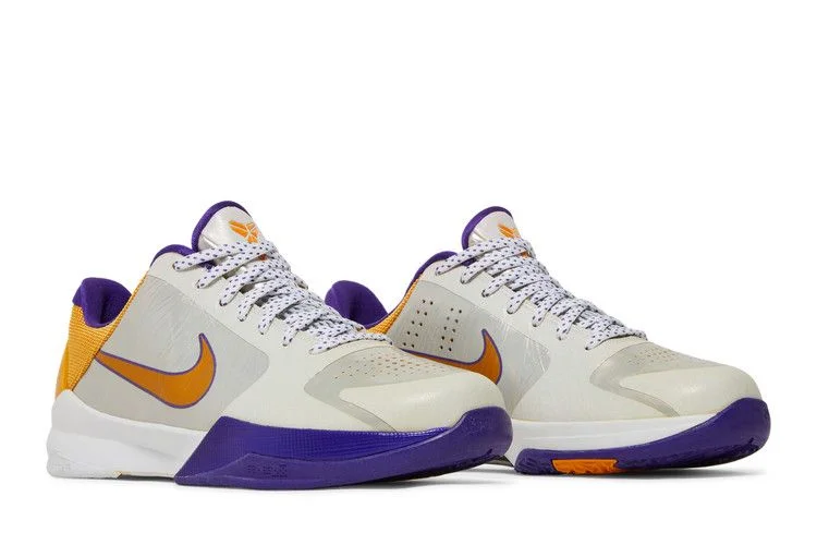 Krossovki-Nike-Zoom-Kobe-5-GS-Lakers-Home-7