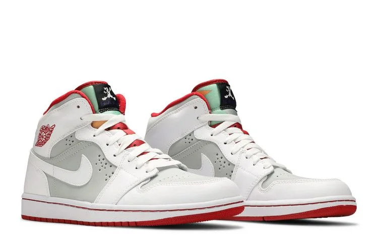 Krossovki-Air-Jordan-1-Retro-Hare-2009-7