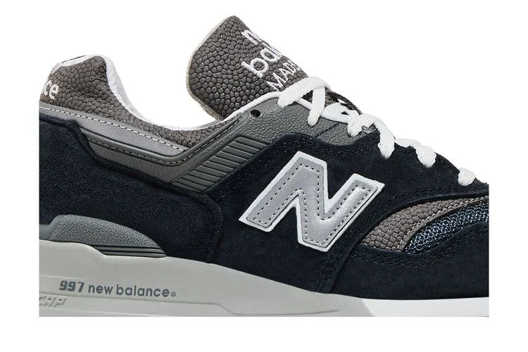 Krossovki-New-Balance-997-Navy-White-1