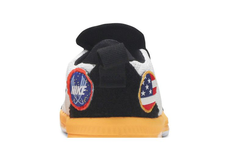 lebron-16-td-space-travel-aq2468-188_06