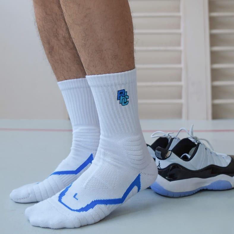 Ehot-Breakice-White-Crew-Socks-1