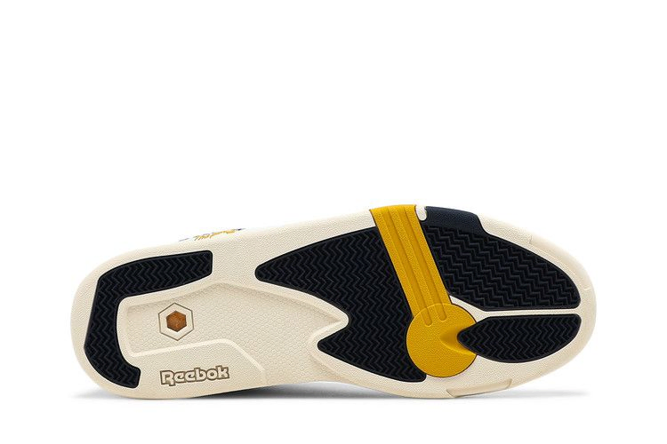 Кроссовки Reebok Pump Omni Zone 2 'Chalk Vector Navy'