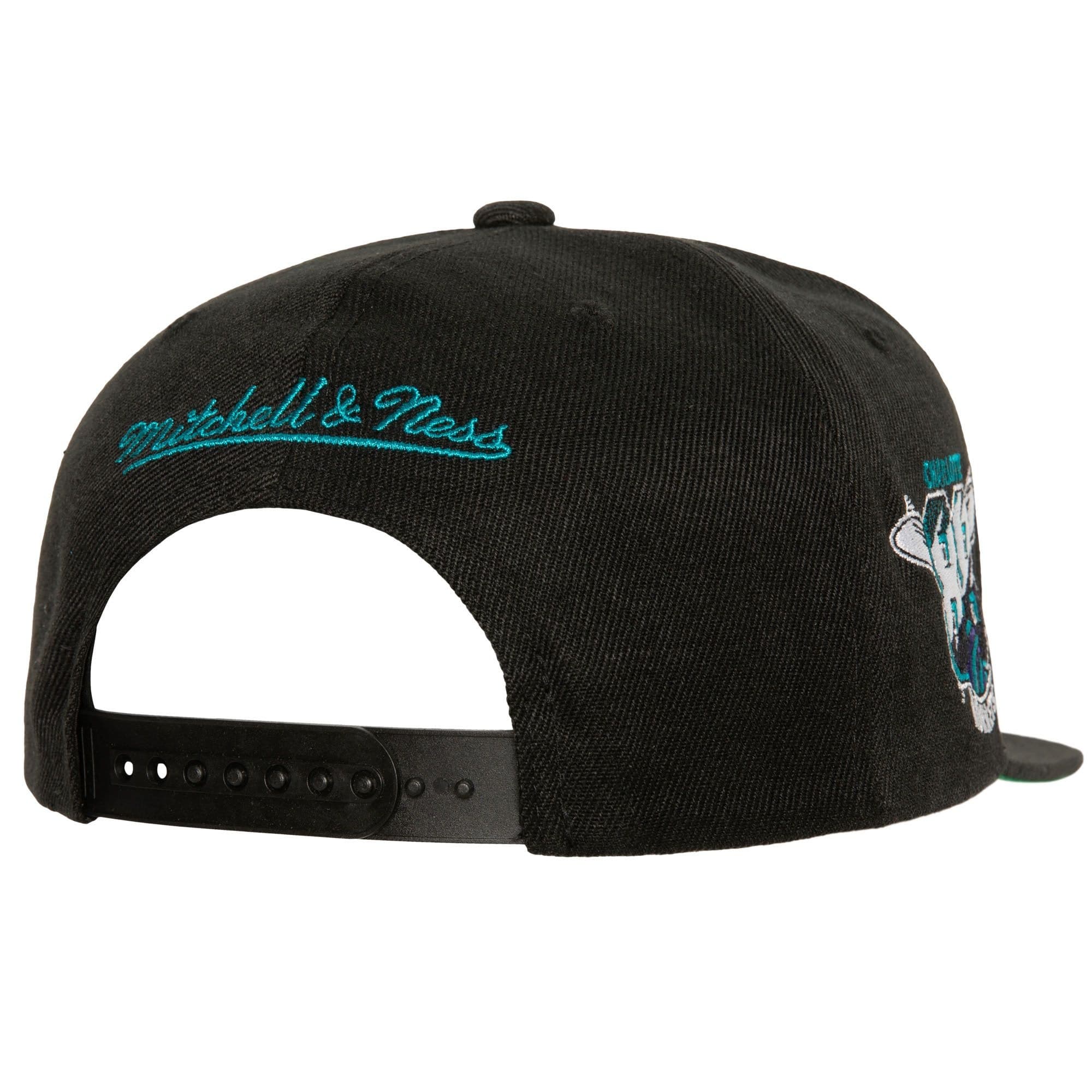 Mitchell-Ness-Side-Jam-Snapback-HWC-Charlotte-Hornets-Hat-1