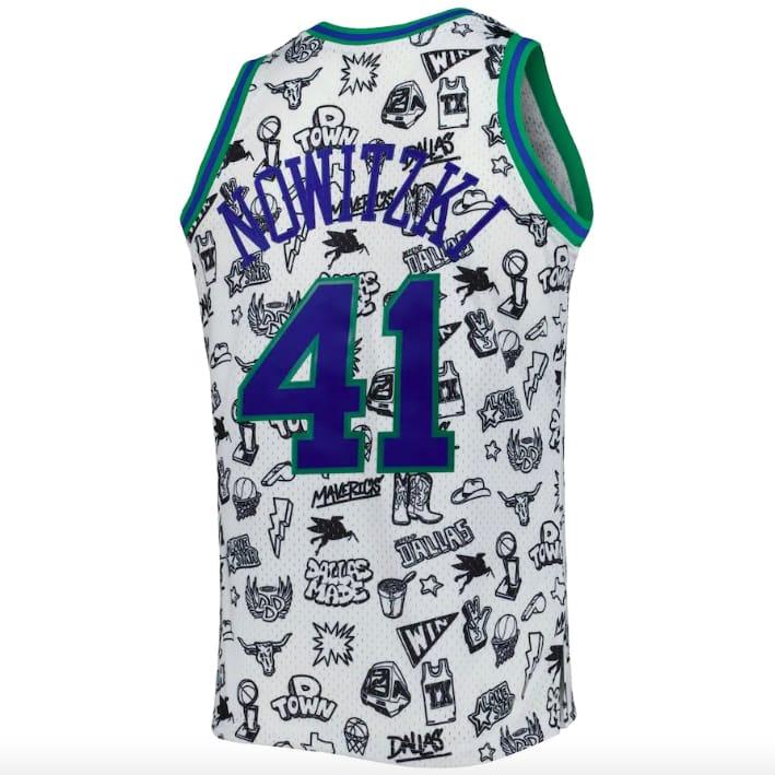 1998-99-Dallas-Mavericks-41-Dirk-Nowitzki-Mitchell-Ness-Doodle-White-Jersey-3