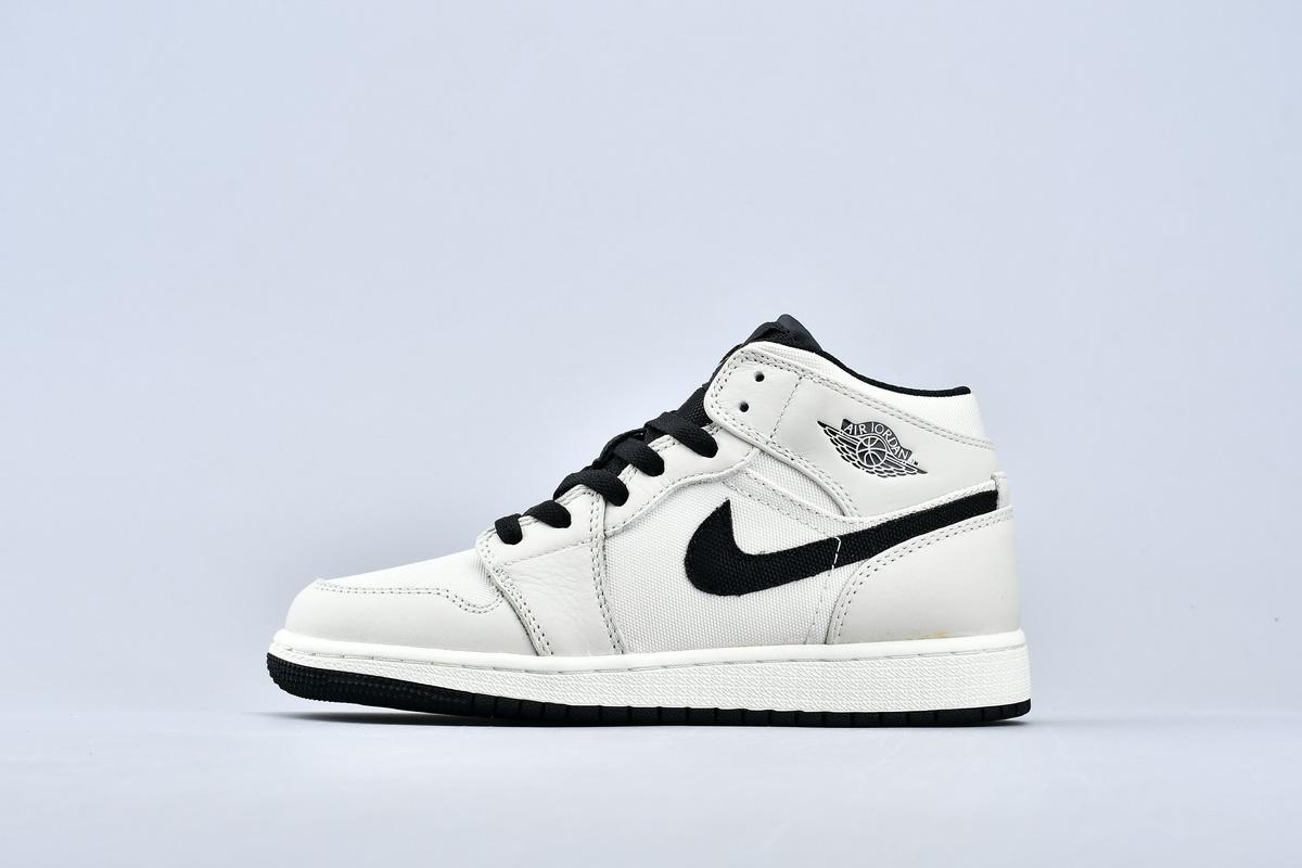 Air-Jordan-1-Retro-Mid-SE-Light-Bone-1