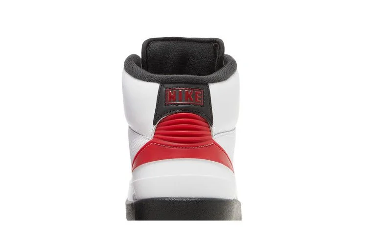 Кроссовки Air Jordan 2 Retro GS 'Chicago' 2022