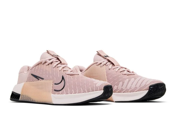 Krossovki-Nike-Wmns-Metcon-9-Premium-Pink-Oxford-7